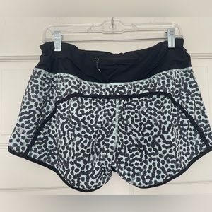 LULULEMON shorts • spotted women’s
